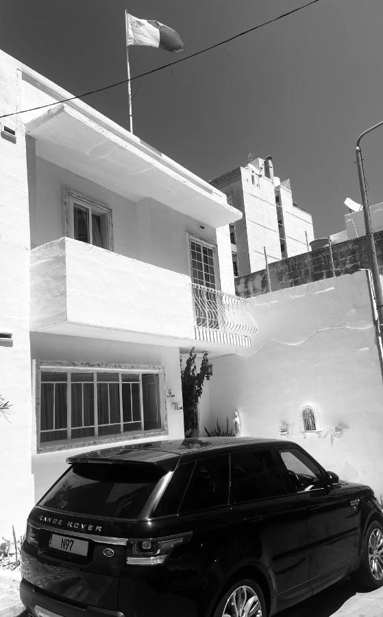 Saint Julian's Ave Maria Guest House מראה חיצוני תמונה