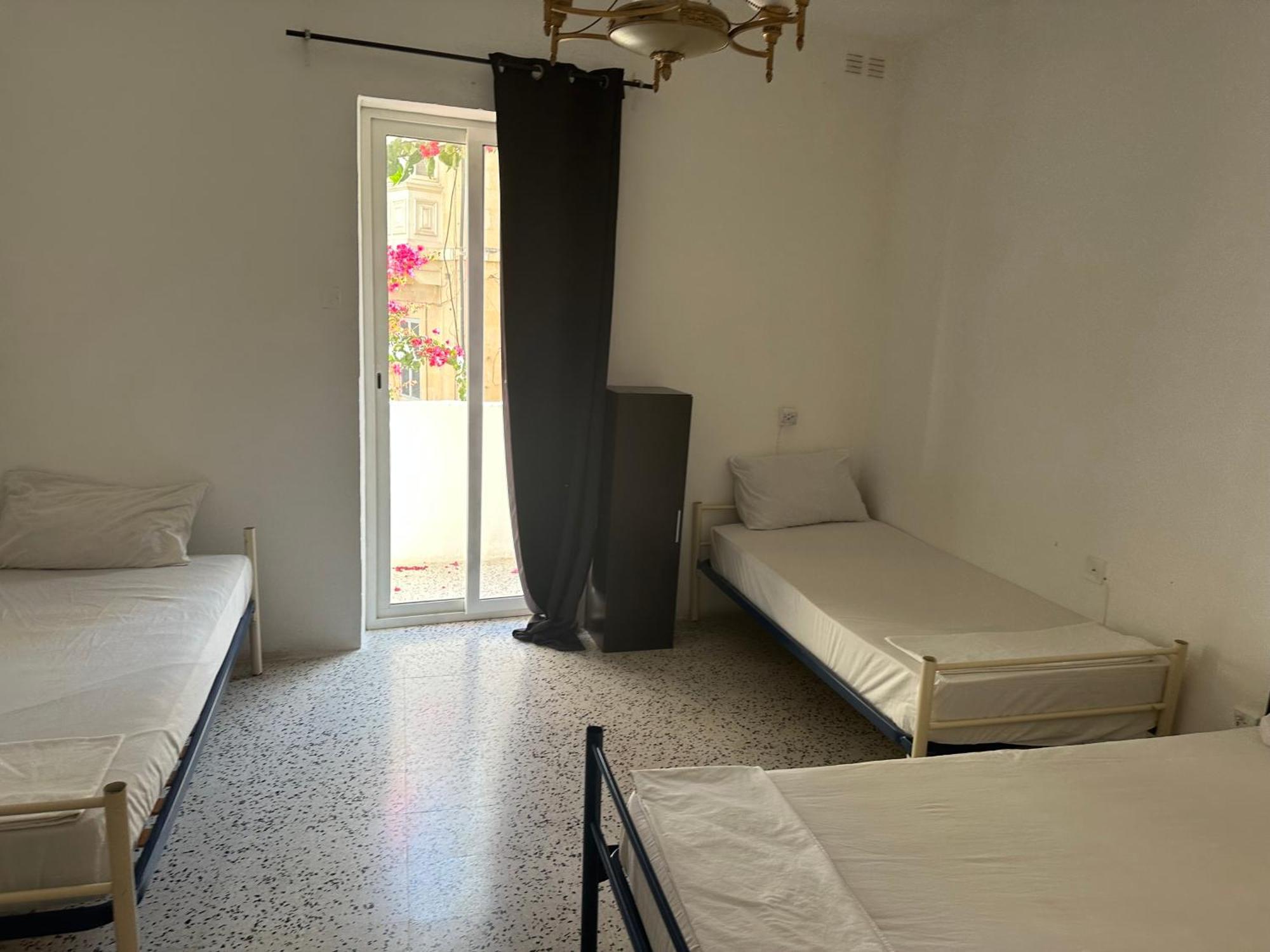 Saint Julian's Ave Maria Guest House מראה חיצוני תמונה