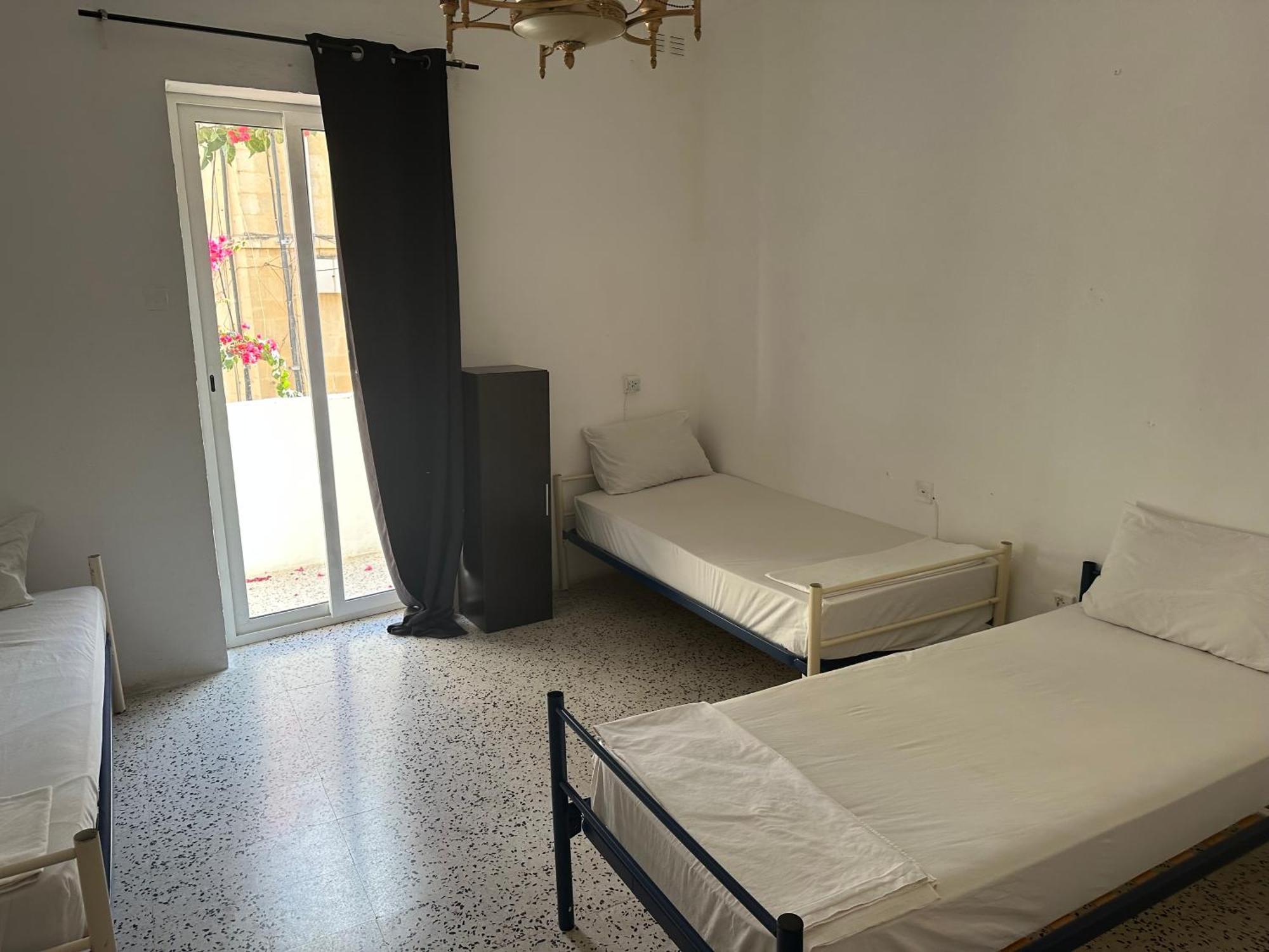 Saint Julian's Ave Maria Guest House מראה חיצוני תמונה